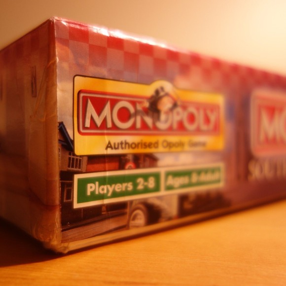 Monopoly Southampton Edition Board Game 2004 Rare Edition COMPLETE - Picture 12 of 16